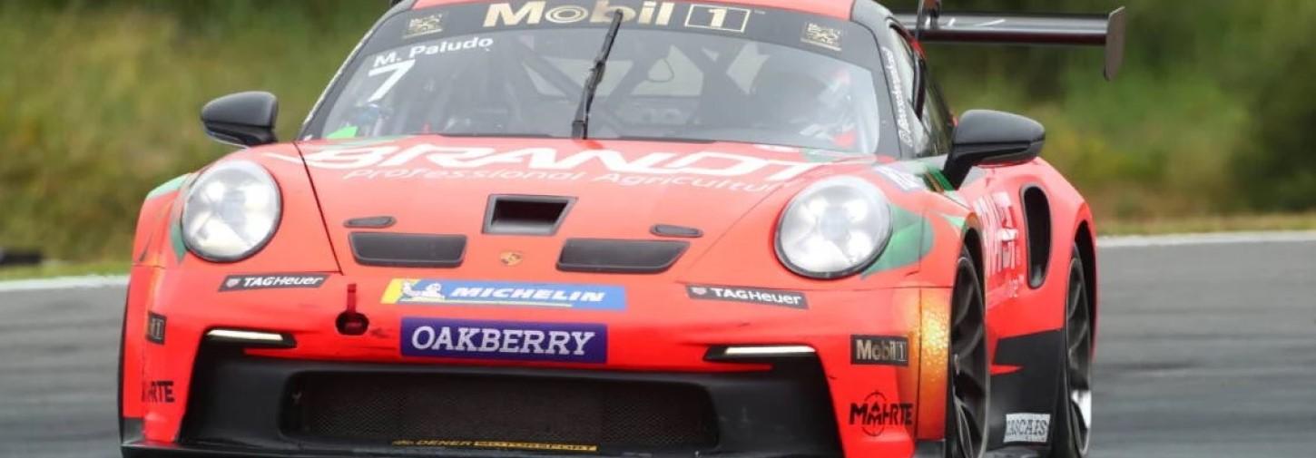 Miguel Paludo vence acidentada corrida 2 da Carrera Cup da Porsche Cup no Estoril