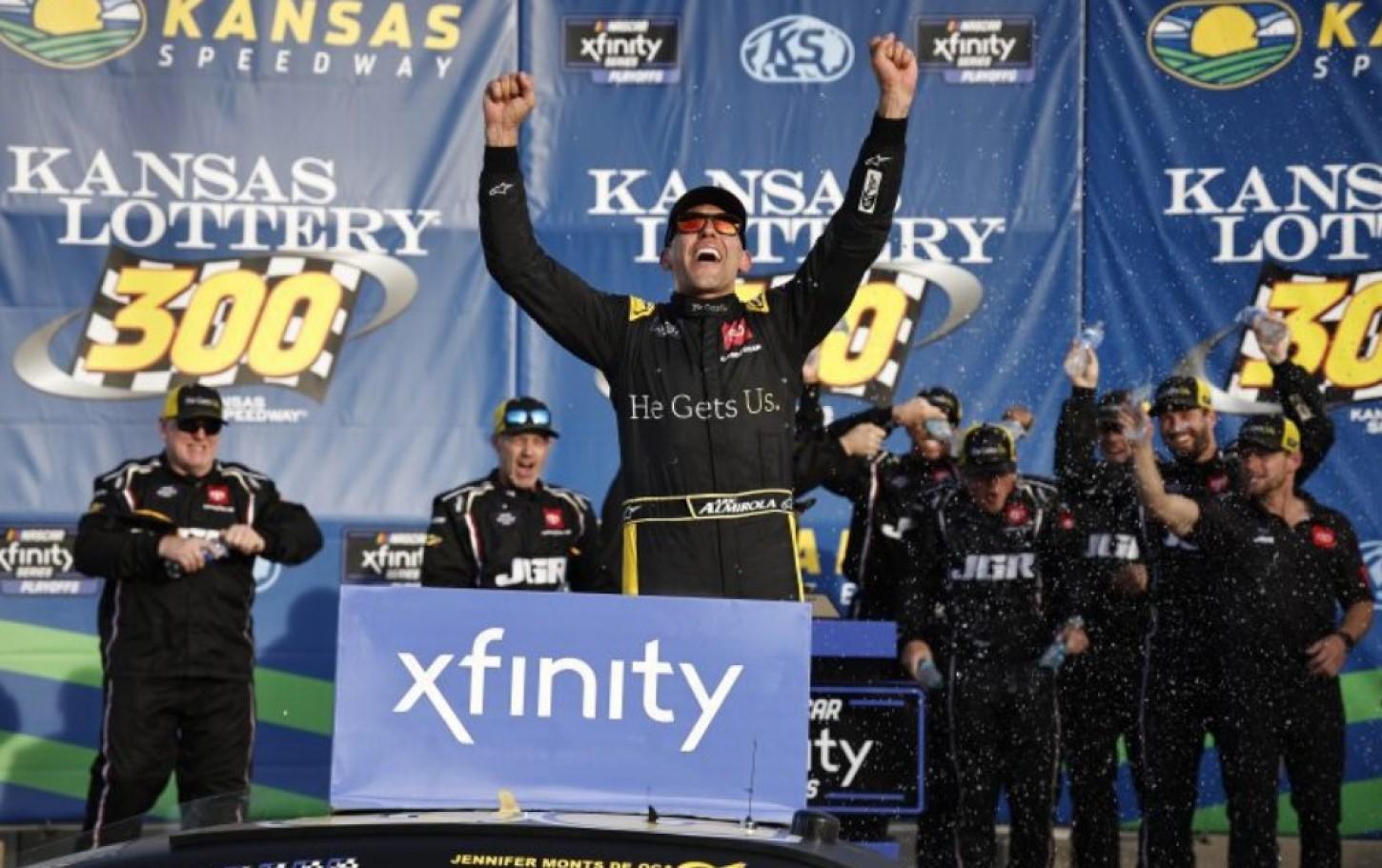 Aric Almirola vence a abertura dos playoffs da Xfinity no Kansas