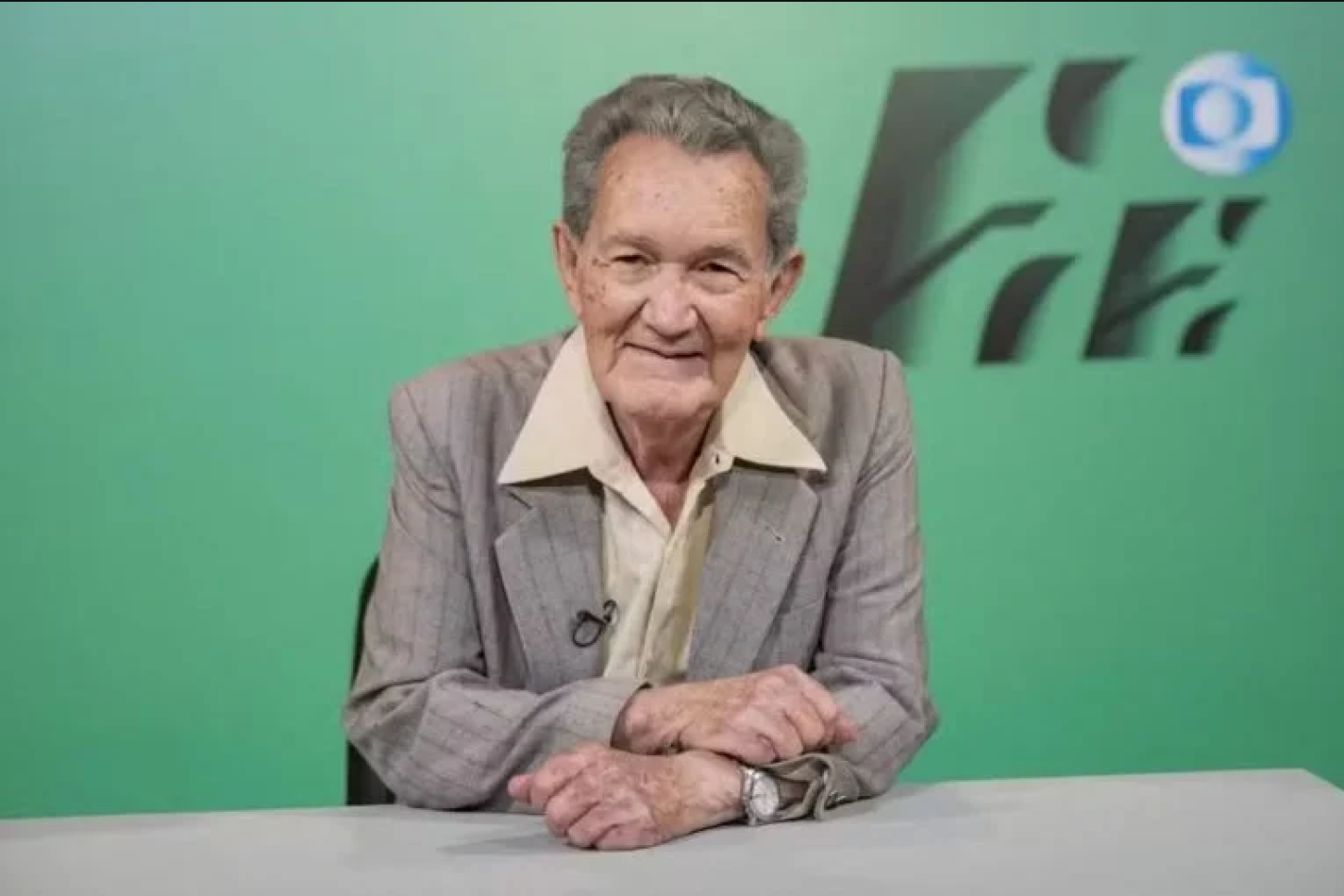 Morre o jornalista esportivo Léo Batista, “a voz marcante”, aos 92 anos