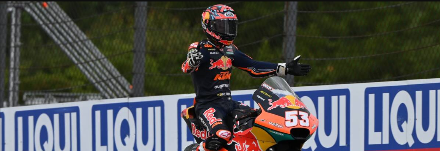 Moto2: vitória de Öncü na Alemanha tem polêmicas e acidente com brasileiro.