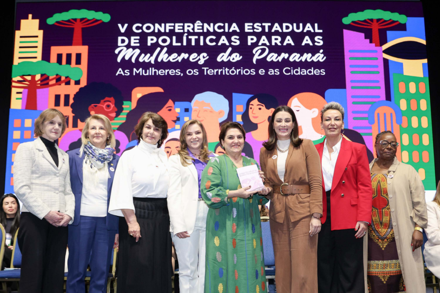 Paraná volta a realizar Conferência de Políticas para as Mulheres