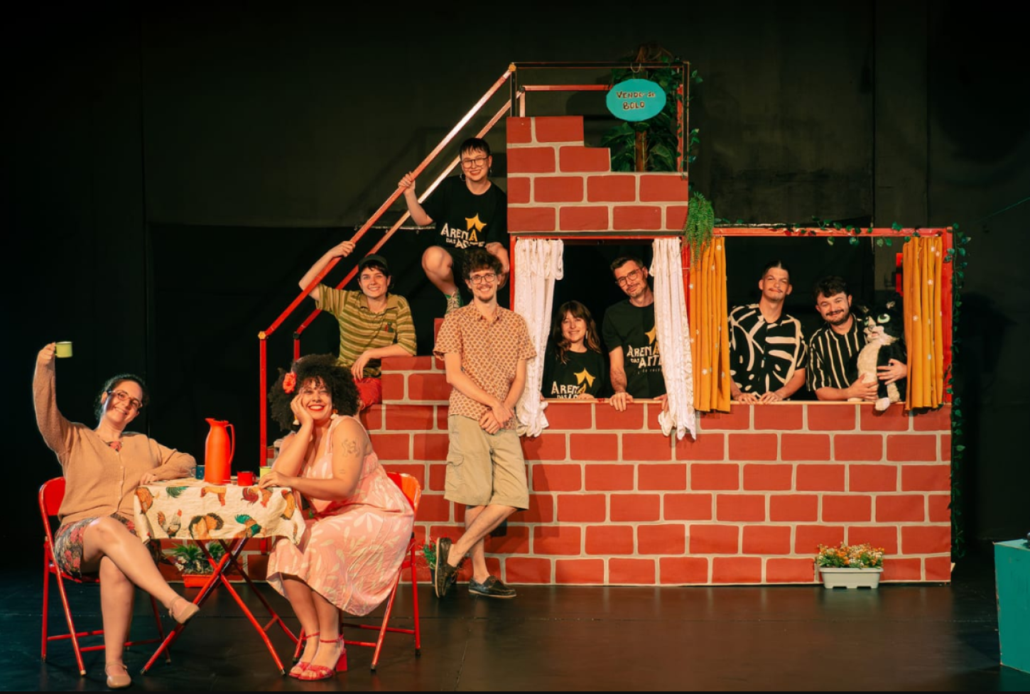 Peça de teatro sobre cooperativismo estimula ajuda ao próximo