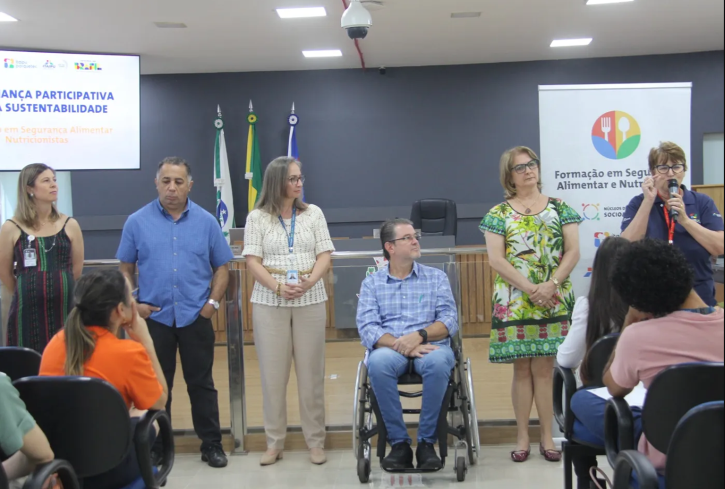 Mandaguaçu: Encontro discute segurança alimentar no ambiente educacional