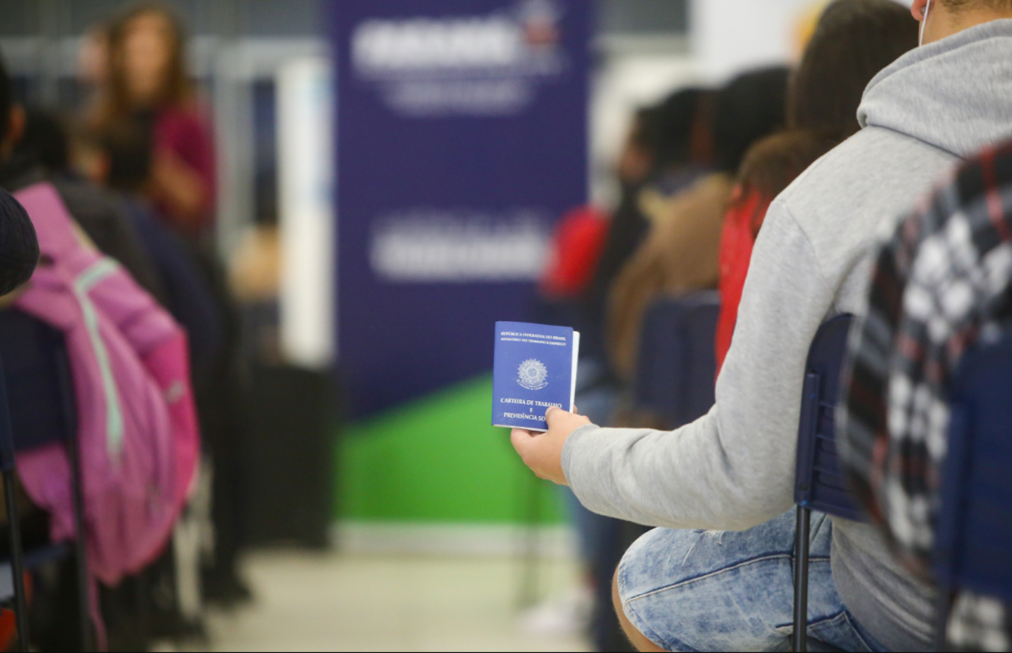 Com milhares de vagas, Paraná tem oportunidades de emprego em todos os setores