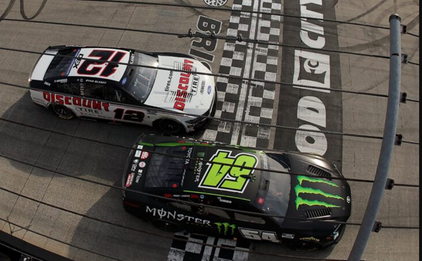 Ty Gibbs conquista em Bristol uma dramática primeira vitória na NASCAR Cup 