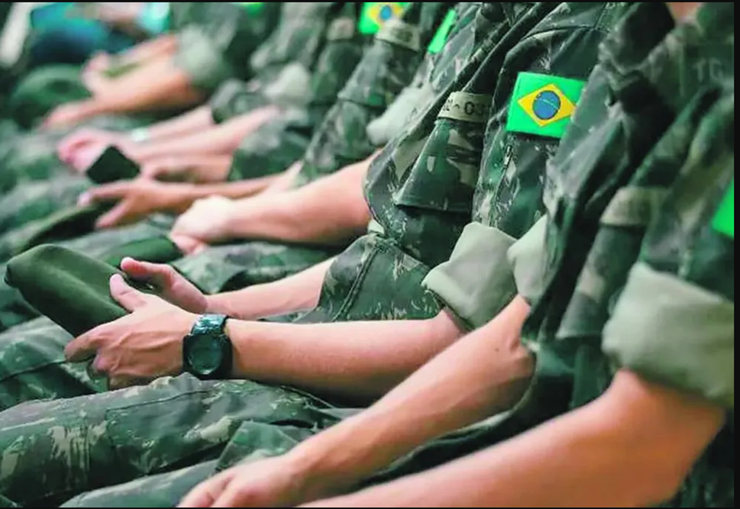 Jovens nascidos em 2008 devem fazer alistamento militar