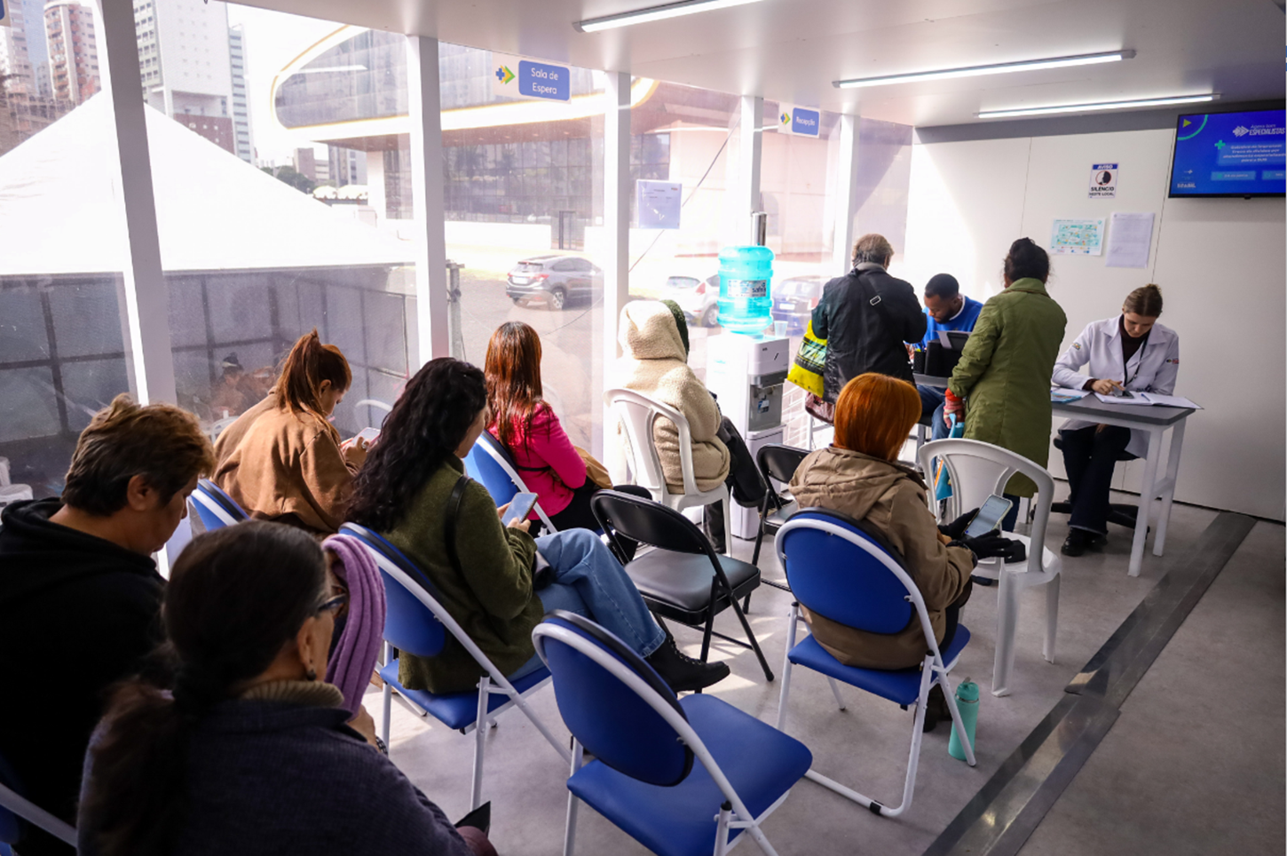 Na primeira semana em Maringá, ‘Carreta da Mulher’ atende mais de 320 pacientes