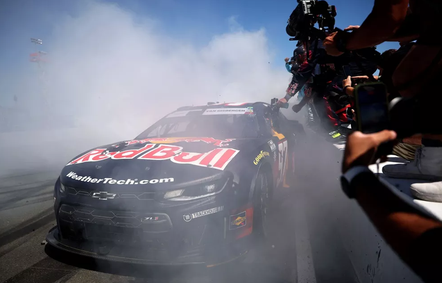 Shane Vam Gisbergen venca  a Nascar Cup em Sonoma.