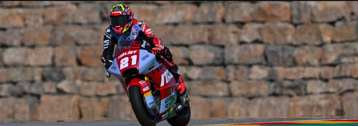 Moto2: Alonso López vence de ponta a ponta GP de Aragón 