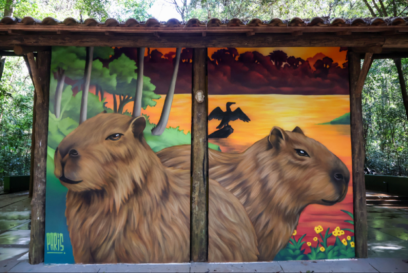 Com seis painéis artísticos, iniciativa busca aproximar os visitantes da riqueza natural de Maringá
