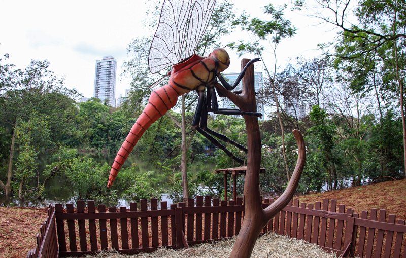 Exposição ‘Primavera Encantada: Natureza Gigante’ no Parque do Ingá. Foto PMM