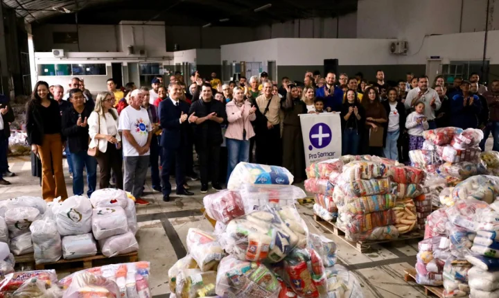 Entidades assistenciais recebem alimentos arrecadados na 49ª edição da Prova Rústica Tiradentes