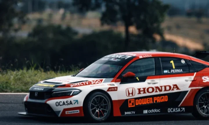 Leonel Pernía é campeão do TCR Brasil 2026; Cafaro vence no Velocitta