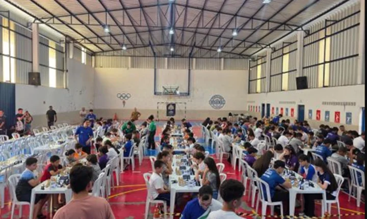 Mandaguari conquista excelentes resultados no Circuito Sesc de Xadrez 2026