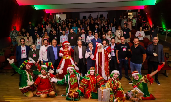 Maringá Encantada: Prefeitura convida comunidade a viver um sonho de Natal na edição deste ano