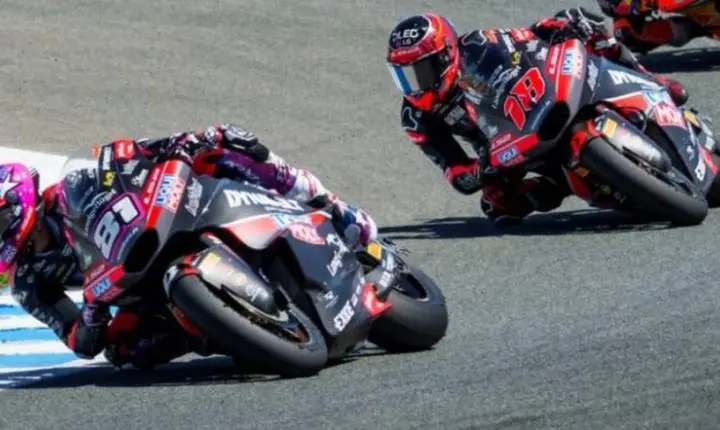 Moto2: Senna Agius vence duelo intenso e repete triunfo em Jerez