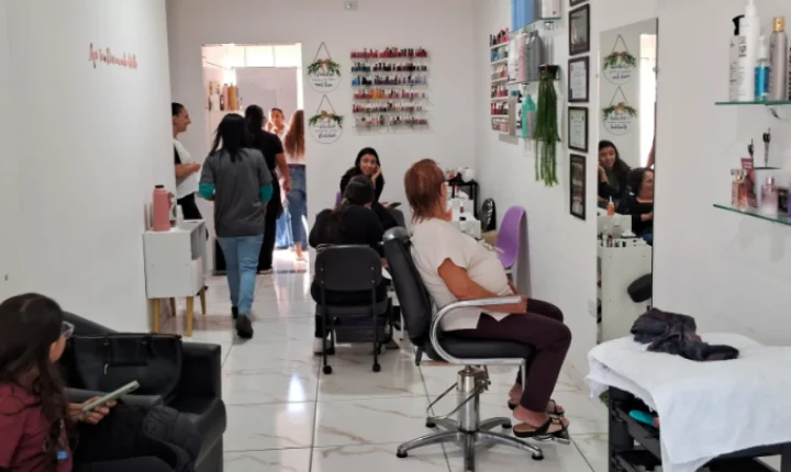 STUDIO ANA CLARINDO Beleza, cosméticos e cuidados pessoais