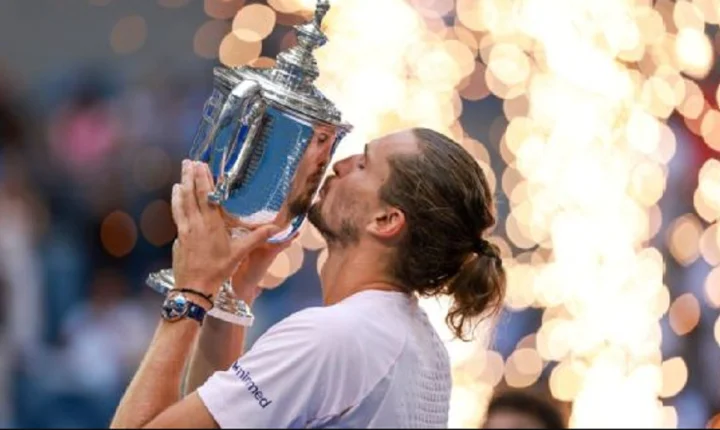 Zverev vence Shelton, conquista título inédito do US Open e fatura 2º Grand Slam em 2026